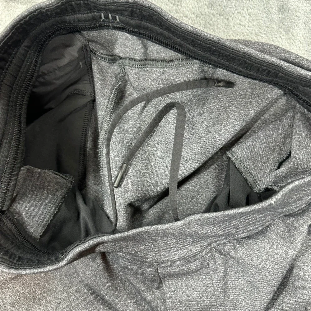 Lululemon ABC Jogger Heathered Grey Mens Size M Slim Fit Performance Pants